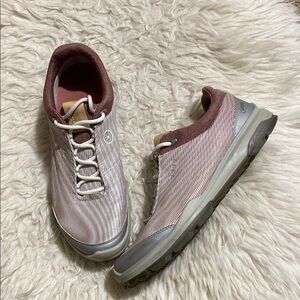 ECCO Ladies Biom Hybrid 3‎ GORE TEX
Spikeless Golf Shoes, Size 8